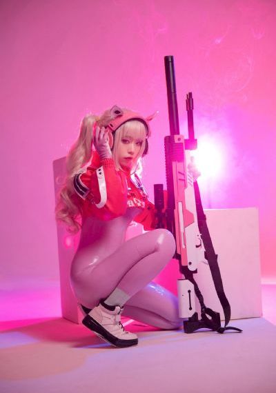 欧美白色t恤搭配图片_DVD在线视频观看