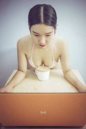 亚洲日韩kkk444kkk聚色_蓝光全集免费观看